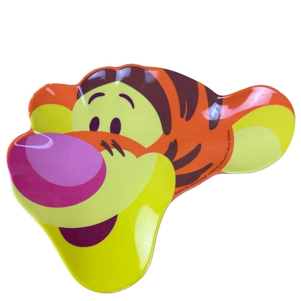 Disney Store Winnie The Pooh Tigger Head Melamine Plate